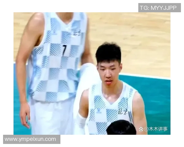 全运会特别报道：北京篮球队如何逆袭夺冠的传奇故事与奋斗历程